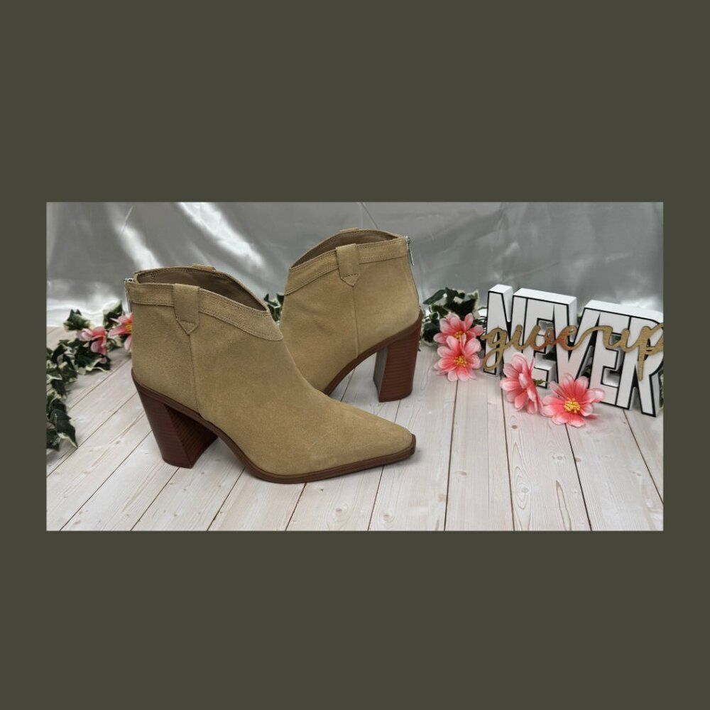 Vince Camuto “Wellinda” Suede Ankle Booties - Sand / Light Taupe - 9M